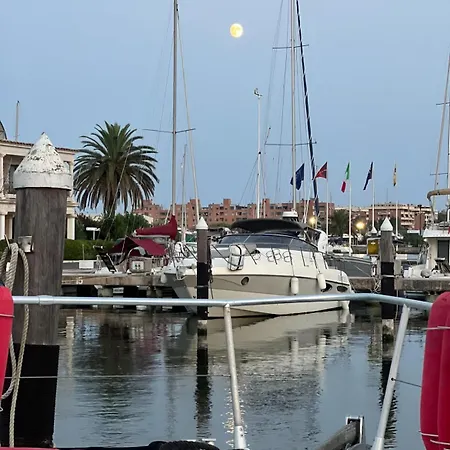 Botel Boat Rome Fiumicino