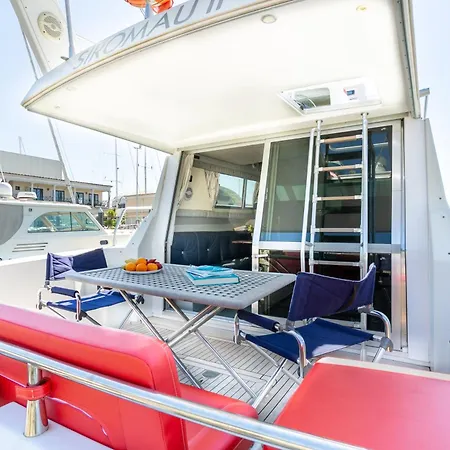 Boat Rome Fiumicino